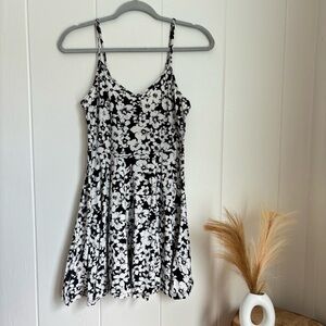 Forever 21 Monochrome Floral Asymmetrical Dress